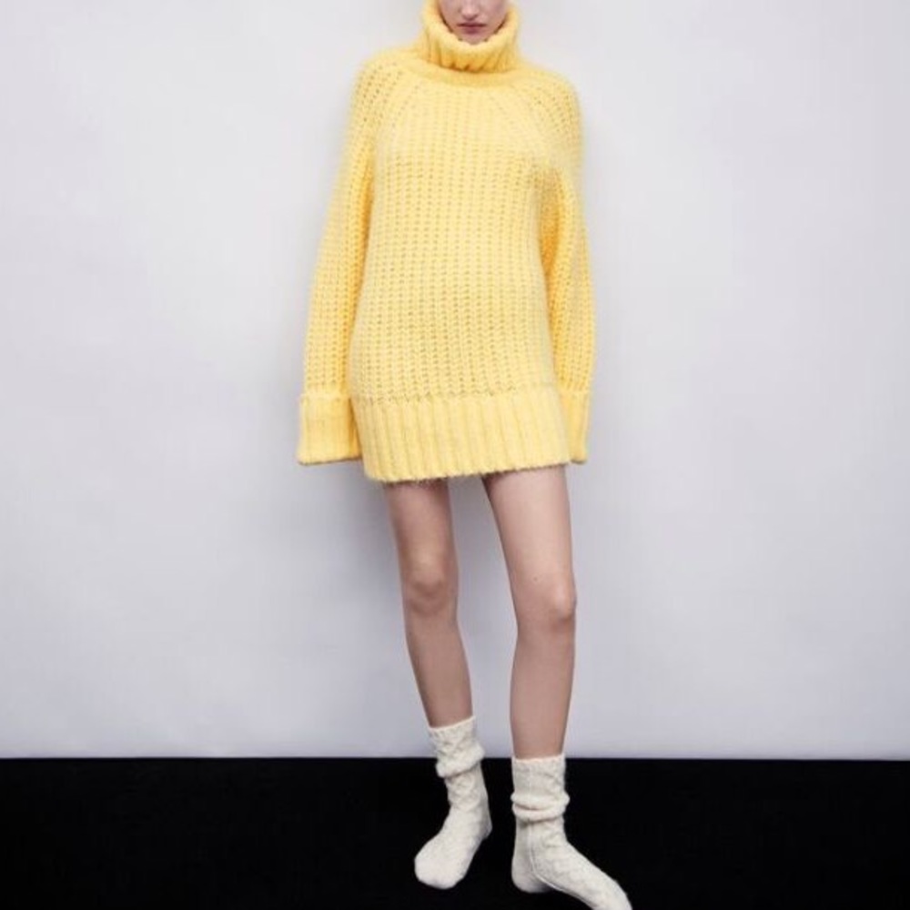 Oversized Knit sweater Zara NWT size XS-S